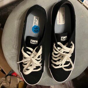 Ladies Black Keds Tennis Shoes - Size 10M - Like New